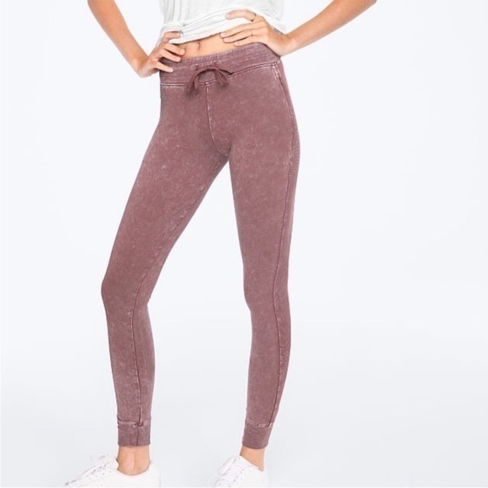 Pink by Victorias Secret Womens Mineral Wash Joggers Leggings XS Burgundy Yoga